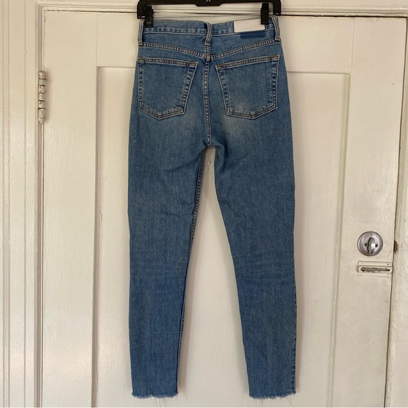 Redone Originals High Rise Ankle Crop Jeans in Comfort Stretch Denim - Picture 6 of 7